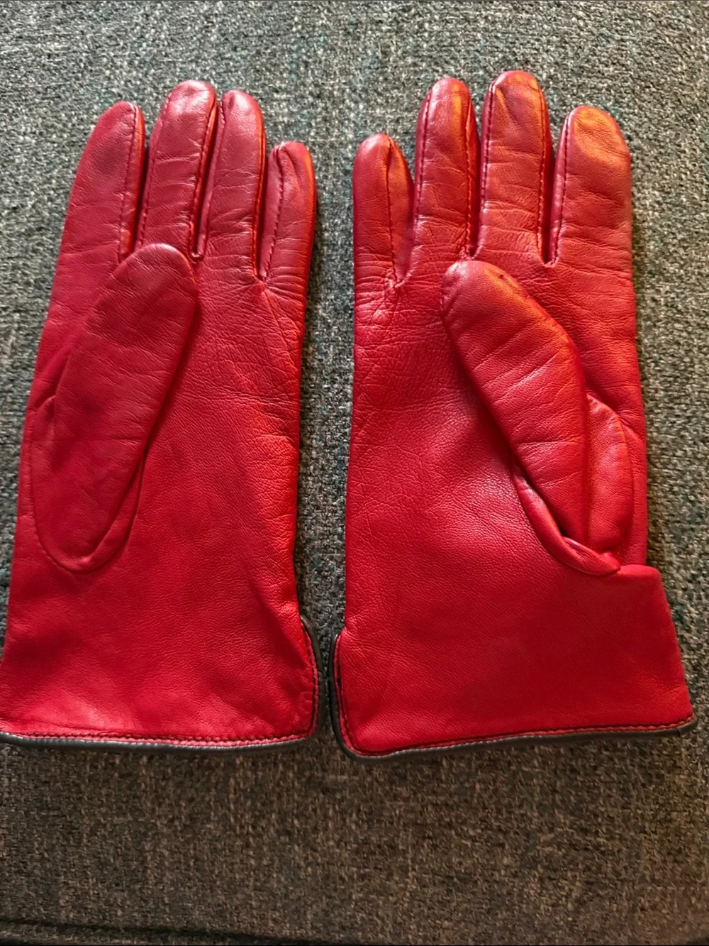 EUC Preston & York Red Leather Gloves with Black Cuffs XL